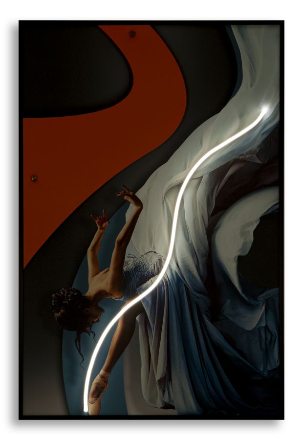 Stampa c/LED su tela dancer cm 60x3,5x90 (applicazione 3d acrilico)