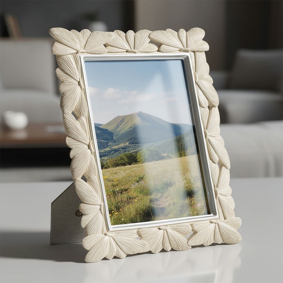 Cornice butterfly cm 23x2x27,7(misura interna cm 15x20) min 2