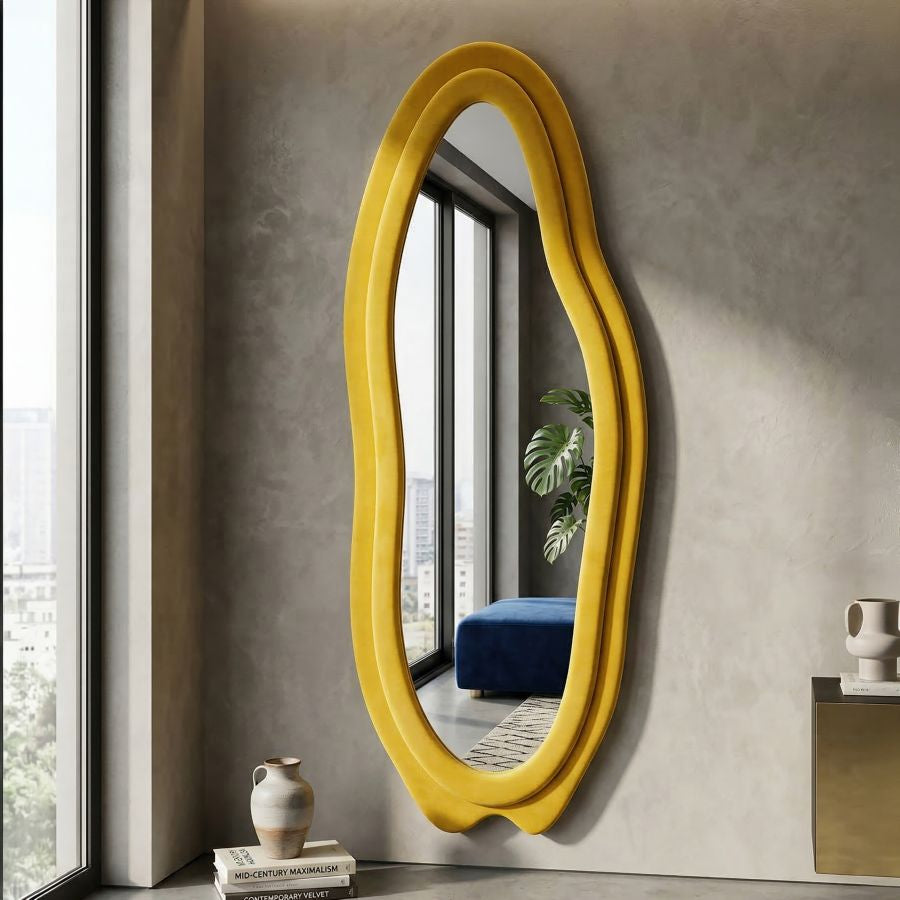 Specchio da muro chanele giallo cm 60x4x160 (misura specchio cm 38x137)